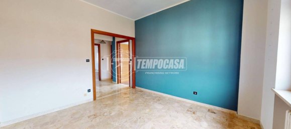 2 bedrooms Apartment in Bra, Italy No. 281849 5