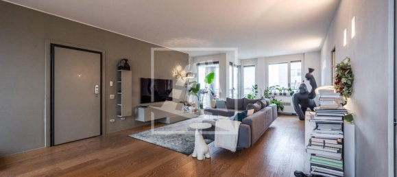 8 rooms Penthouse in Reggio Emilia, Italy No. 36747 5