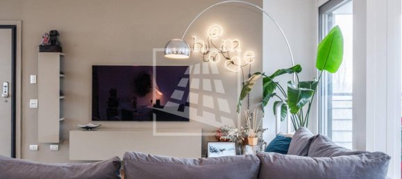 8 rooms Penthouse in Reggio Emilia, Italy No. 36747 6