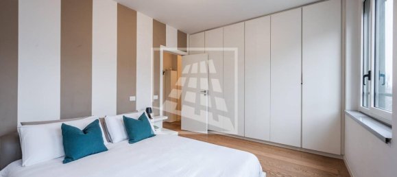 8 rooms Penthouse in Reggio Emilia, Italy No. 36747 46