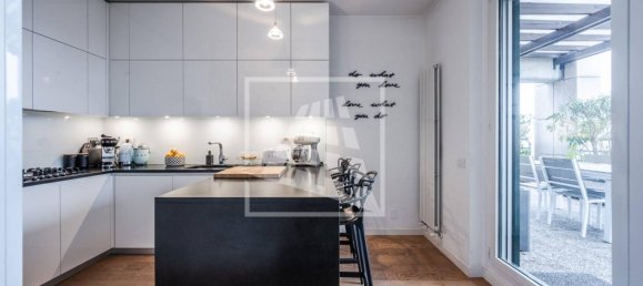 8 rooms Penthouse in Reggio Emilia, Italy No. 36747 17