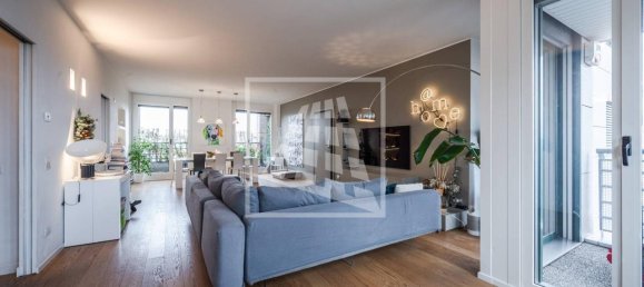 8 rooms Penthouse in Reggio Emilia, Italy No. 36747 14