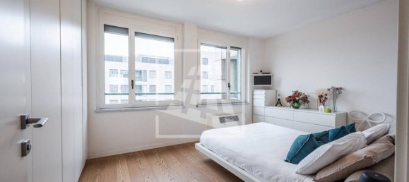 8 rooms Penthouse in Reggio Emilia, Italy No. 36747 43