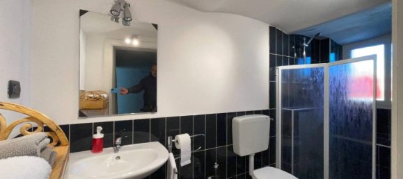 5 rooms House in Florence, Italy No. 40332 17