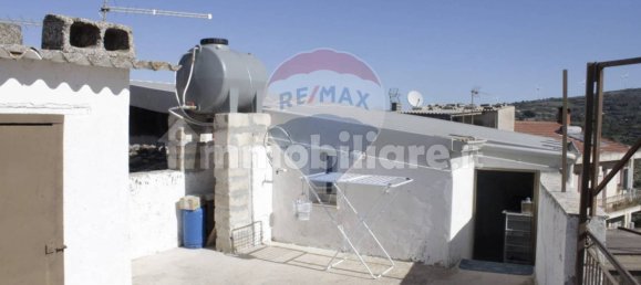 3 Schlafzimmer Haus in Monterosso Almo, Italy, Nr. 145383 19