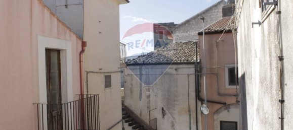 3 Schlafzimmer Haus in Monterosso Almo, Italy, Nr. 145383 26