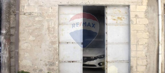 3 bedrooms House in Monterosso Almo, Italy No. 145383 9