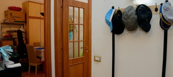 Квартира с 2 комнатами в Рим, Италия № 199728 16