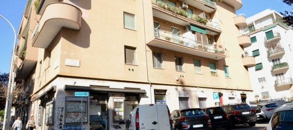 Квартира с 2 комнатами в Рим, Италия № 199728 6