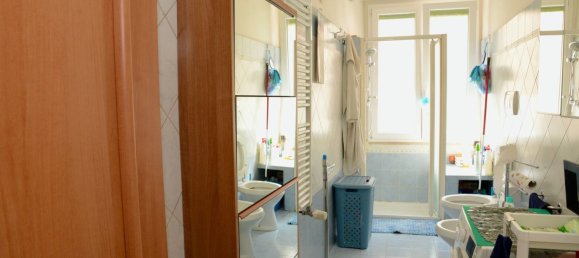 Квартира с 2 комнатами в Рим, Италия № 199728 14