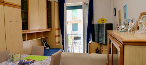 Квартира с 2 комнатами в Рим, Италия № 199728 23