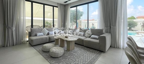 5 bedrooms Villa in Falcon City of Wonders, UAE No. 100402 3