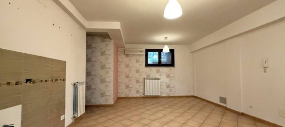 Квартира с 3 комнатами в Гуидония Монтечельо, Италия № 46725 41