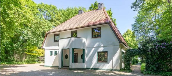 329m² Building in Ammerland, Germany No. 268056 2