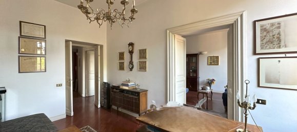 5 rooms Apartment in Rome, Italy No. 90171 16
