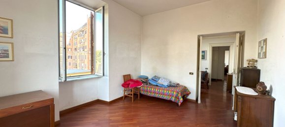5 rooms Apartment in Rome, Italy No. 90171 36