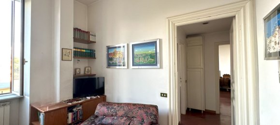 5 rooms Apartment in Rome, Italy No. 90171 24