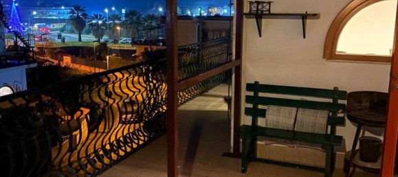 4 bedrooms Apartment in Pozzuoli, Italy No. 311583 3