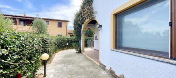 3 bedrooms House in San Teodoro, Italy No. 282732 4