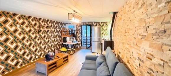 3 bedrooms House in Seine-et-Marne, France No. 318135 2