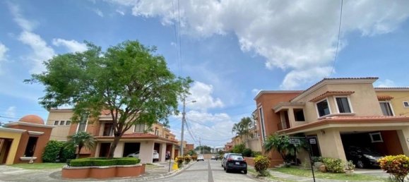 3 bedrooms Condo in Santa Ana, Costa Rica No. 288 2