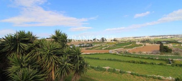 Quinta T3 em Zebbug, Malta N.º 236 48