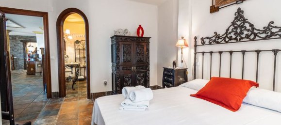 7 bedrooms House in Frigiliana, Spain No. 106587 4