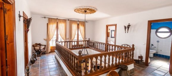 7 bedrooms House in Frigiliana, Spain No. 106587 16