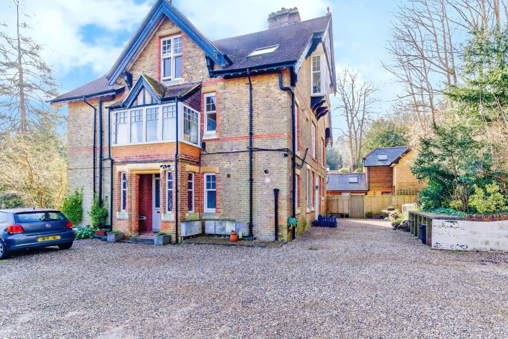 Apartamento de 1 dormitorio en Kenley, United Kingdom No. 8050