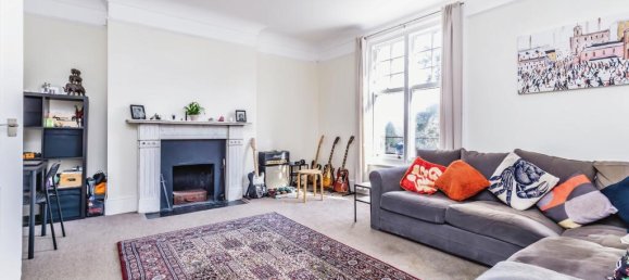 Apartamento de 1 dormitorio en Kenley, United Kingdom No. 8050 2