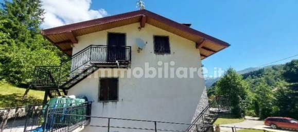 4 bedrooms Apartment in Fiumalbo, Italy No. 341971 2