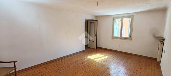 4 bedrooms House in Roana, Italy No. 282066 8