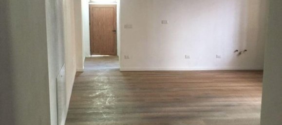 2 rooms Apartment in Golasecca, Italy No. 315053 6