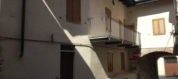 2 rooms Apartment in Golasecca, Italy No. 315053 3