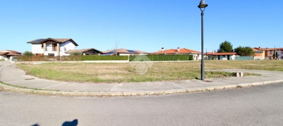 5236m² Land in Udine, Italy No. 86515 9