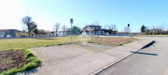 5236m² Land in Udine, Italy No. 86515 5
