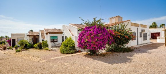 2 bedrooms Townhouse in Torrevieja, Spain No. 158322 2