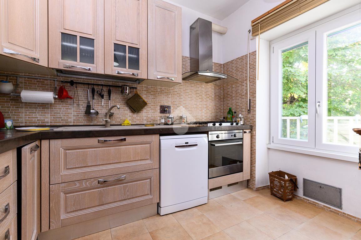 4غرفة شقة في Rome, Italy رقم 234354