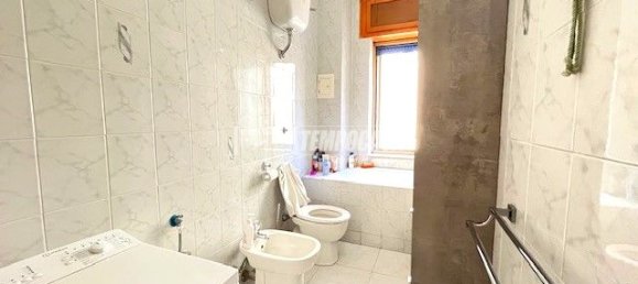 3 rooms Apartment in Foggia, Italy No. 275046 8