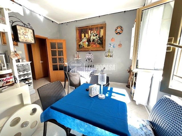 3 rooms Apartment in Foggia, Italy No. 275046