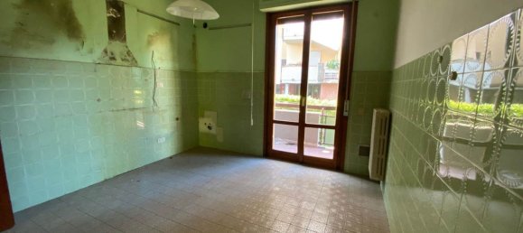 5 غرف نوم شقة في Montecatini Terme, Italy رقم 374660 7