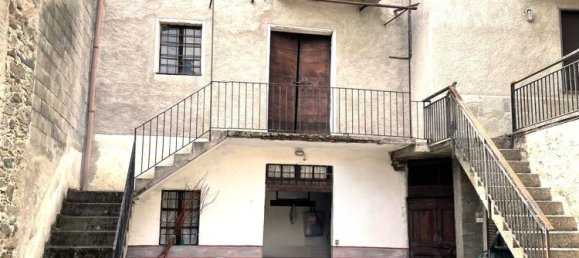 7 rooms House in Buglio in Monte, Italy No. 258458 7