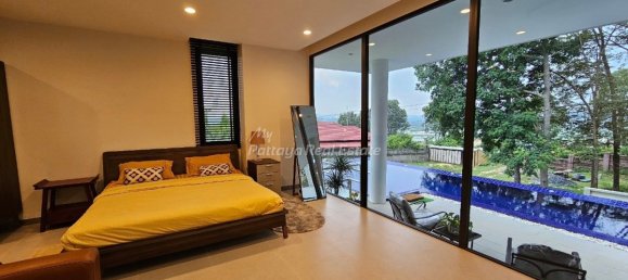 5 bedrooms Cafe / restaurant in Pattaya, Thailand No. 24540 8