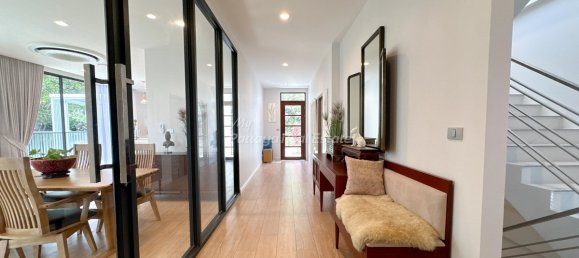 5 bedrooms Cafe / restaurant in Pattaya, Thailand No. 24540 5