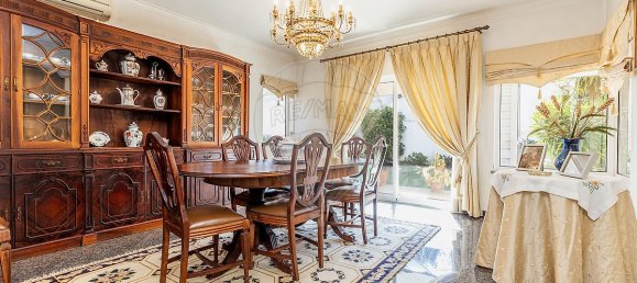 4 bedrooms Castles in Seixal, Portugal No. 16533 8