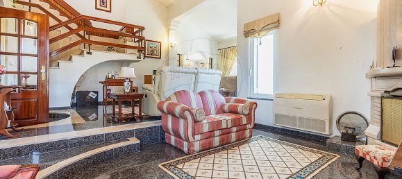 4 bedrooms Castles in Seixal, Portugal No. 16533 10