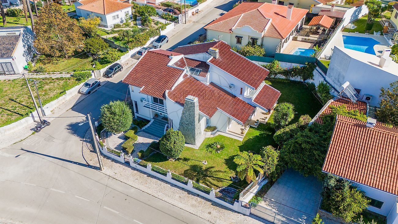 4 bedrooms Castles in Seixal, Portugal No. 16533