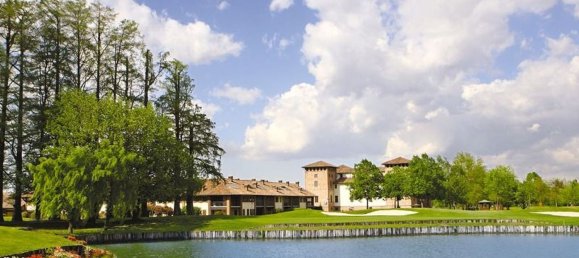 Замки и поместья с 6 комнатами в Пьеве Эмануэле, Италия № 73846 34