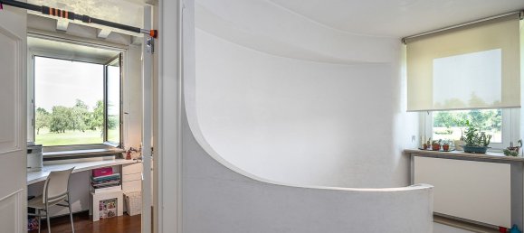 Замки и поместья с 6 комнатами в Пьеве Эмануэле, Италия № 73846 11