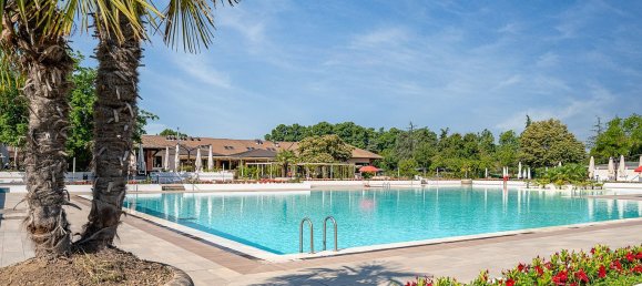 Замки и поместья с 6 комнатами в Пьеве Эмануэле, Италия № 73846 4